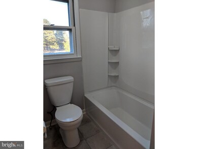 1042 Lincoln Ave, Atco, NJ 08004 - photo 4