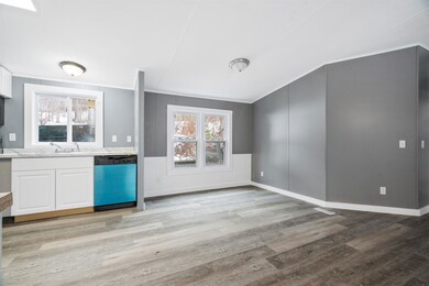 63 Caryl Ln, Charlestown, NH 03603 - photo 3