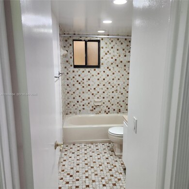 8075 SW 107th Ave unit 215, Miami, FL 33173 - photo 5