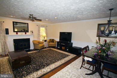 1472 Lowell Ct unit 17XA, Crofton, MD 21114 - photo 2