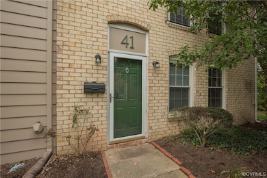 41 Skipwith Green Cir, Henrico, VA 23294 - photo 2