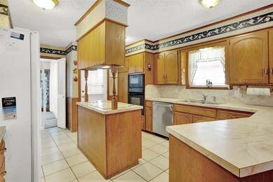 15 Haven Cir, Denison, TX 75020 - photo 4