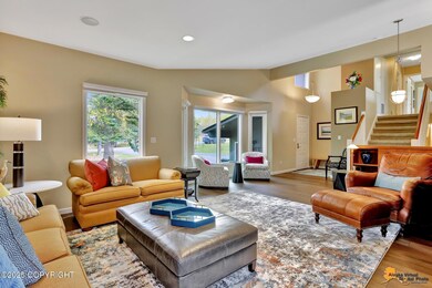 Extensive LVP floors