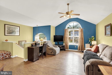 201 Overview Cir W, Red Lion, PA 17356 - photo 6