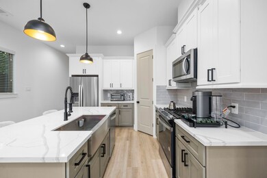 1716 Laverne St, Houston, TX 77080 - photo 7