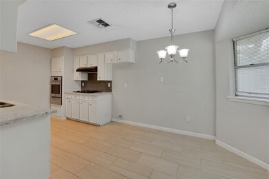 6815 Feather Creek Dr, Houston, TX 77086 - photo 6