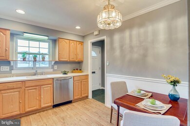 43 Chiara Ct, Towson, MD 21204 - photo 5