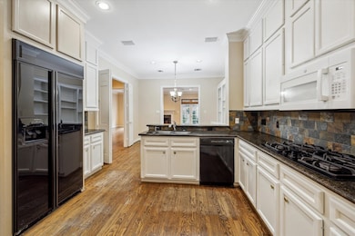 The Kitchen is finished off with a large integrate