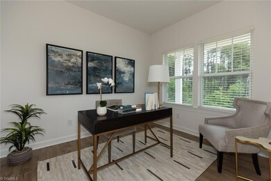6005 Crestridge Ln unit 1005, Winston Salem, NC 27105 - photo 5