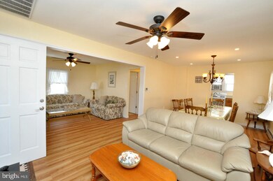 216 W 18th St, Ship Bottom, NJ 08008 - photo 4