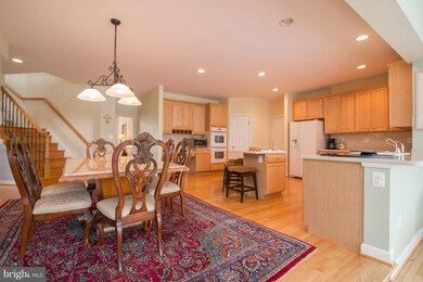 19474 Emerald Park Dr, Leesburg, VA 20175 - photo 5