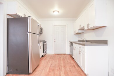 4803 N Bell Ave unit 1N, Chicago, IL 60625 - photo 2