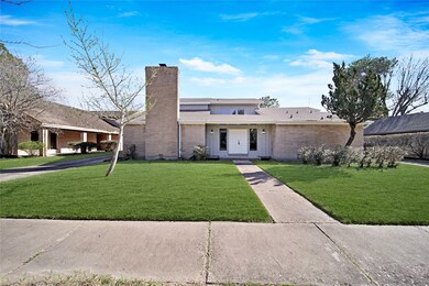 5507 Moss Glenn Ln, Houston, TX 77088 - photo 2