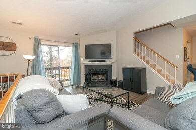 7550 Emerald Dr, Manassas, VA 20109 - photo 5