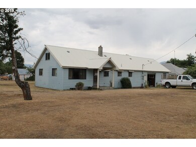 271 N Cozart St, Prairie City, OR 97869 - photo 2