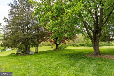 262 Turtle Hill Rd, Ephrata, PA 17522 - photo 2