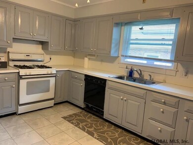 12 Marwood St, Albany, NY 12209 - photo 3