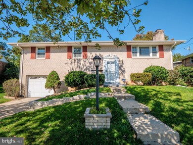 4103 Blacksnake Dr, Temple Hills, MD 20748 - photo 3