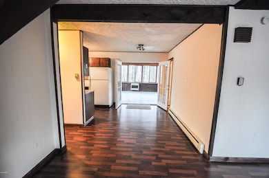 385 Lakewood Dr, Hamlin, PA 18427 - photo 4