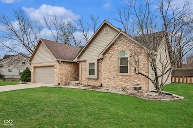 6251 Crystal Springs Dr, Avon, IN 46123 - photo 3