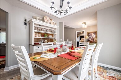 5616 Poplar Woods Ct, Columbus, IN 47203 - photo 5