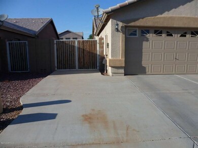 RV DOUBLE GATE WITH SLAB