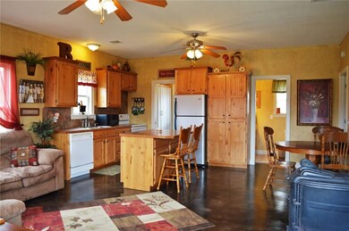 56611 County Road 712, Colcord, OK 74338 - photo 5