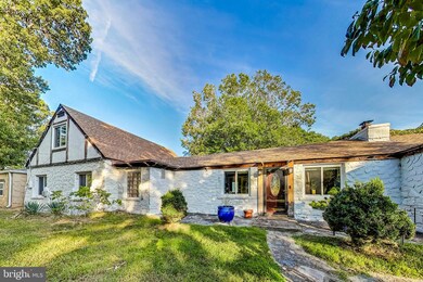 4001 Holly Tree Rd, Temple Hills, MD 20748 - photo 4