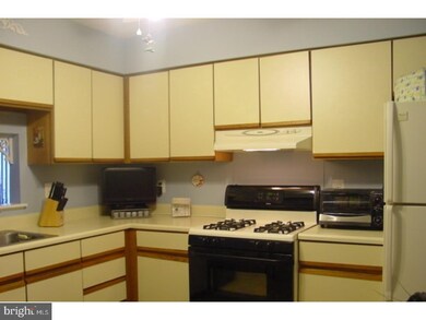 891 Dante Ct, West Deptford, NJ 08051 - photo 4