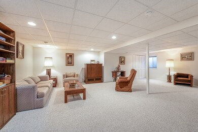 34 Chippewa Dr, Oswego, IL 60543 - photo 3