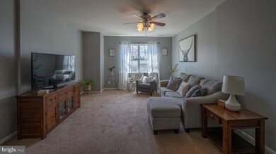 1527 Laura Ln, Pottstown, PA 19464 - photo 5