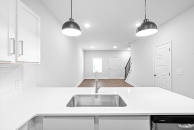 760 Tracy Ln unit B-102, Clarksville, TN 37040 - photo 5