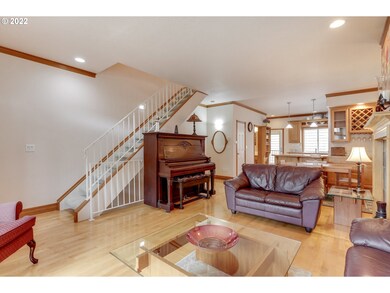 14702 NE Couch St, Portland, OR 97230 - photo 5