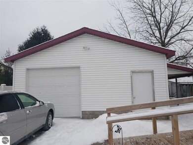 324 N Water St, Au Gres, MI 48703 - photo 3