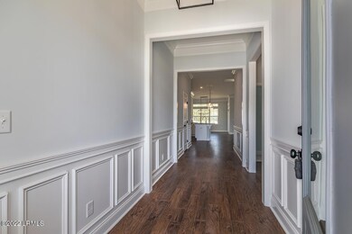 5 Foyer