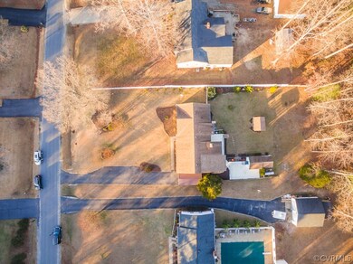 9341 Sherwood Dr, Quinton, VA 23141 - photo 4