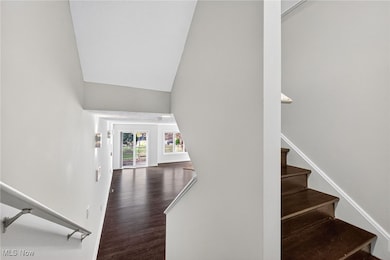 2282 W 5th St, Cleveland, OH 44113 - photo 6