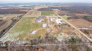 N5271 Madden Rd, New London, WI 54961 - photo 5