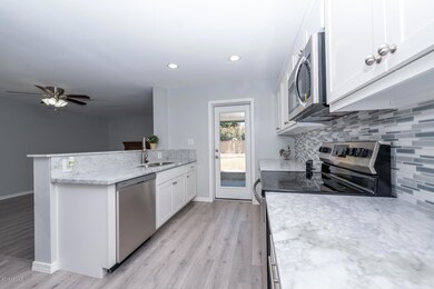 3014 W Hearn Rd-5