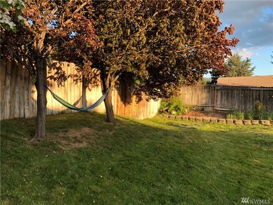 1008 12th St NE, East Wenatchee, WA 98802 - photo 2