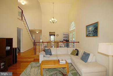 12217 Tildenwood Dr, Rockville, MD 20852 - photo 6