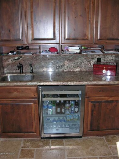 26261 46th Place laundry 2 wine