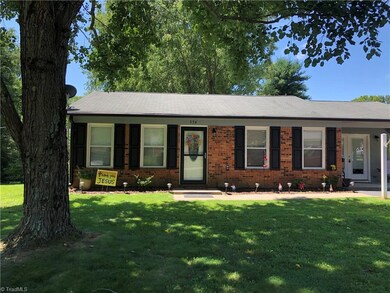 354 Northfield Dr, King, NC 27021 - photo 2