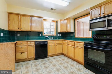 324 Merrbaugh Dr, Hagerstown, MD 21740 - photo 6