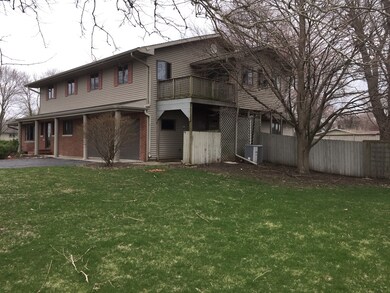 919 S Division St, Chenoa, IL 61726 - photo 3