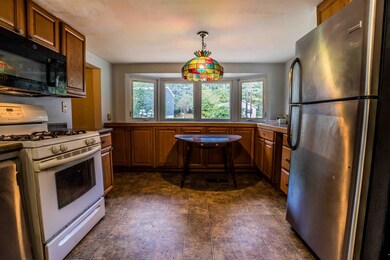 17 Ponderosa Ave, Nashua, NH 03062 - photo 4