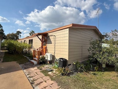 9714 Magnolia Way, Tampa, FL 33635 - photo 3