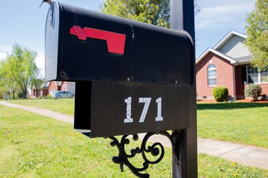 171 Farmview Dr, Mount Washington, KY 40047 - photo 3