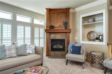 19811 W 100th Terrace, Lenexa, KS 66220 - photo 3