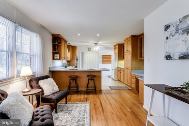 231 Riverside Dr, Annapolis, MD 21409 - photo 5